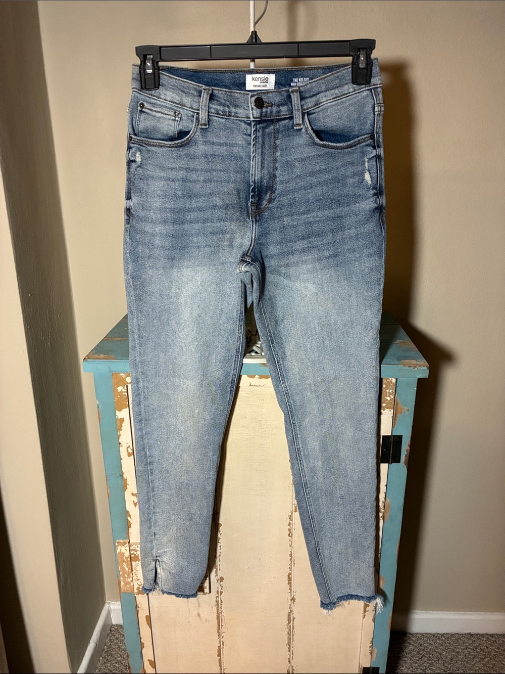 Kensie Medium Blue Skinny Jeans with Raw Ankle